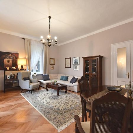 Zadar Center Beach Apartment - Directly On The Sea Exteriör bild
