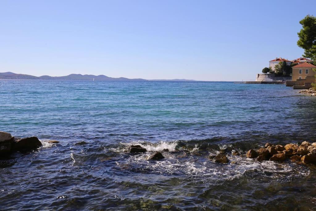 Zadar Center Beach Apartment - Directly On The Sea Exteriör bild