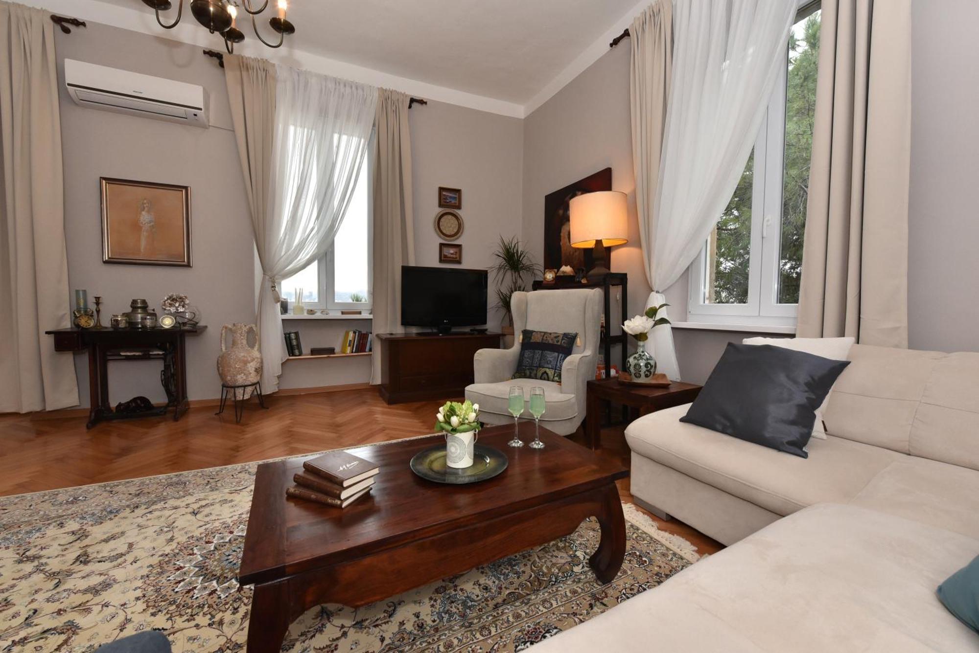 Zadar Center Beach Apartment - Directly On The Sea Exteriör bild